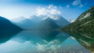 Breathtaking Alpine Lake and Crystal Mountain Mirror
