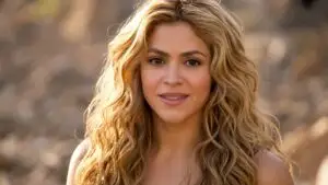Shakira Warm Soft Style