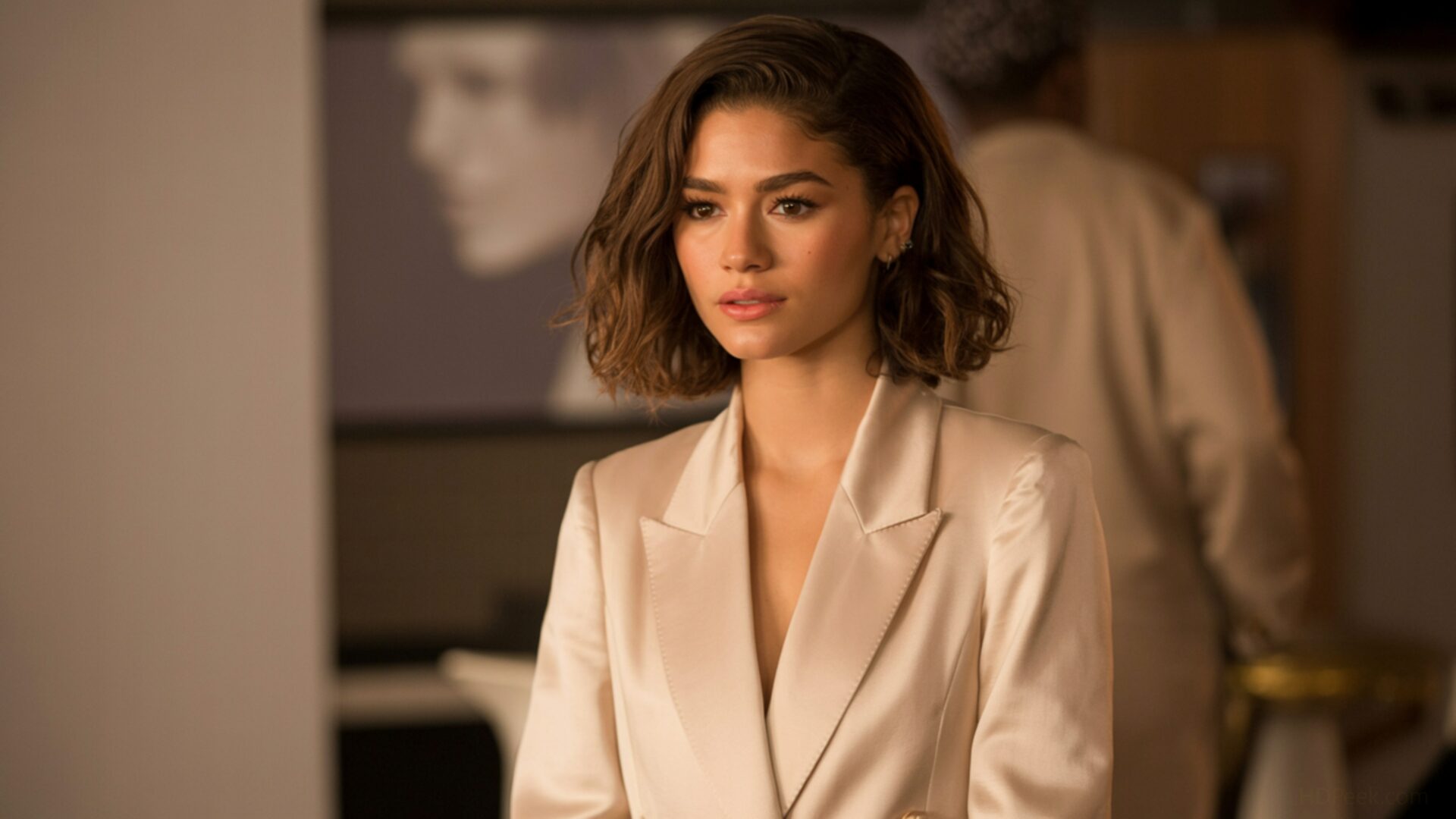 zendaya elegant cinematic style wallpaper, ai celebrities, cinematic lighting, classy vibe, elegant tone, modern style, soft aesthetic, warm shadows, zendaya, desktop, mobile, background