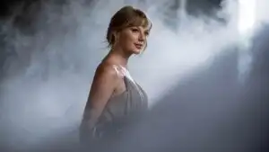 Taylor Swift Walking in Fog