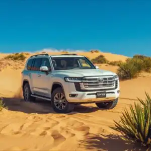 Toyota Land Cruiser LC300 Desert Travel