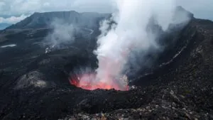 Volcano Crater Steam Eruption Dynamic